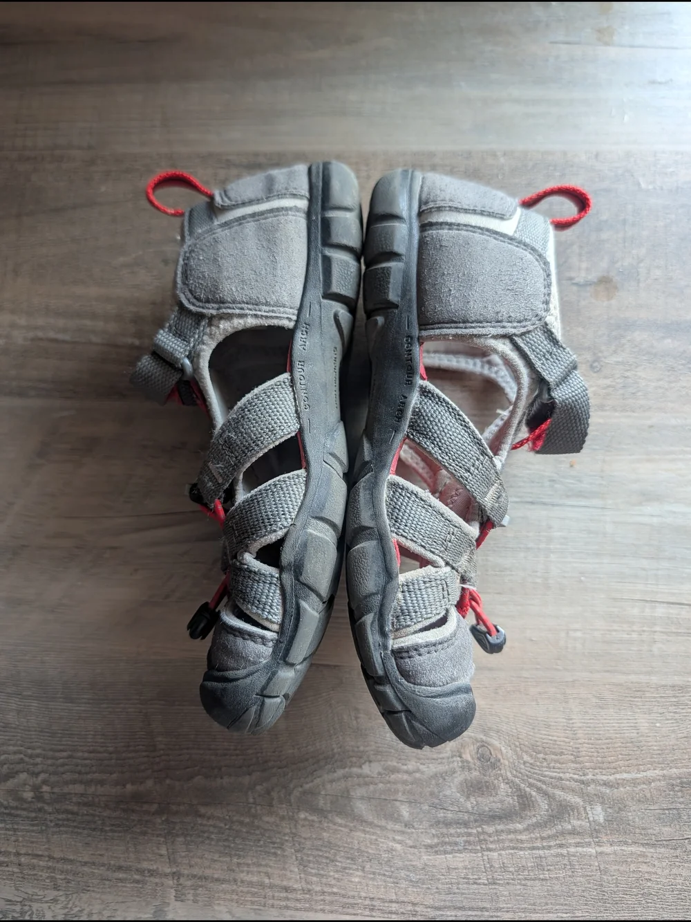 KEEN Big Kids Seacamp II CNX Grey & Red Closed-Toe Sandal